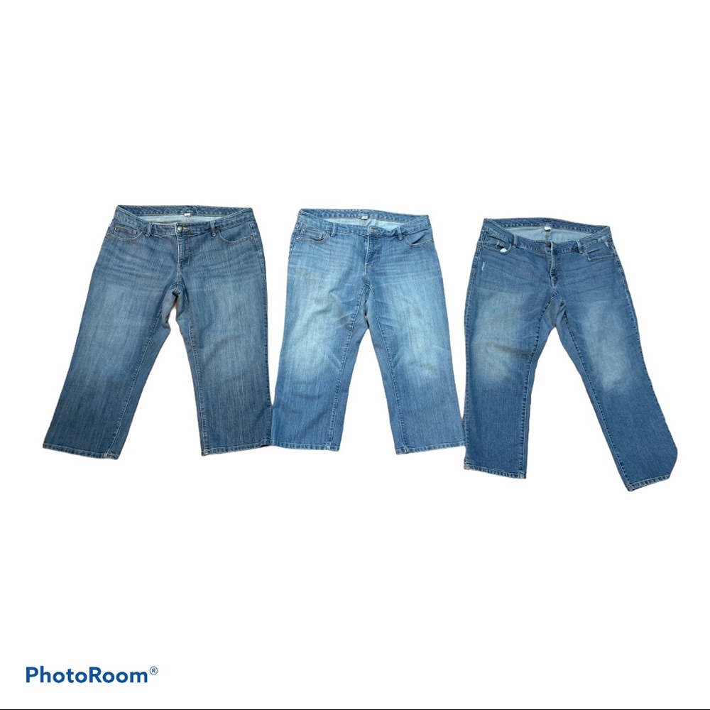 Set of 3 Pair Old Navy Women’s Capri Jeans Size 18